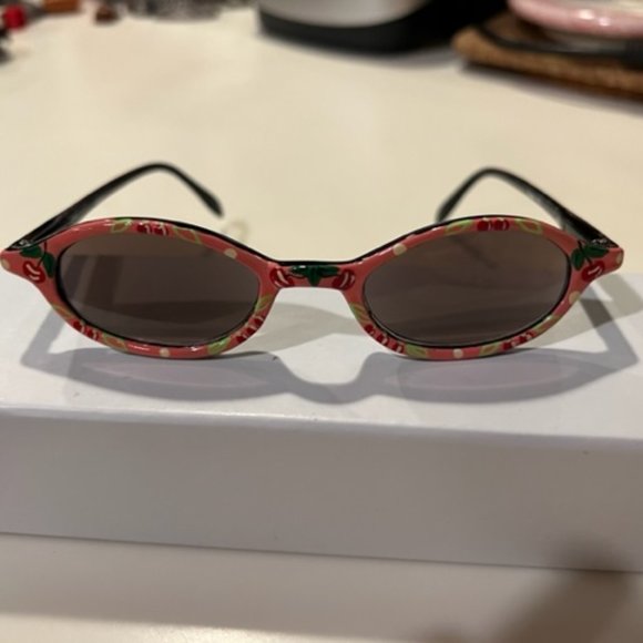 Fun Sunglasses Beach Readers - Picture 2 of 8